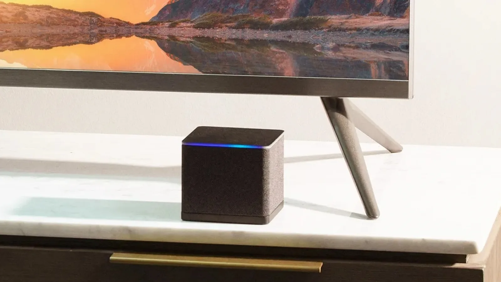A treia generație Amazon Fire TV Cube a debutat! Sosește și noua telecomandă Alexa Voice Remote Pro și noi Smart TV-uri Omni QLED