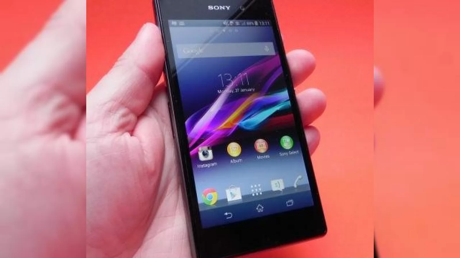 Sony Xperia Z1 Review: un cameraphone Android foarte bun, dar nimic mai mult de atât (Video)