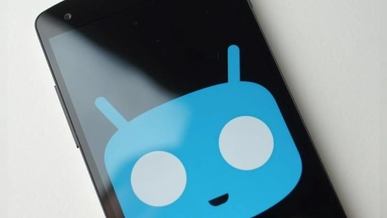 CyanogenMod 11 bazat pe Android 4.4 KitKat este oferit in stadiul M4 - inclusiv noi caracteistici!