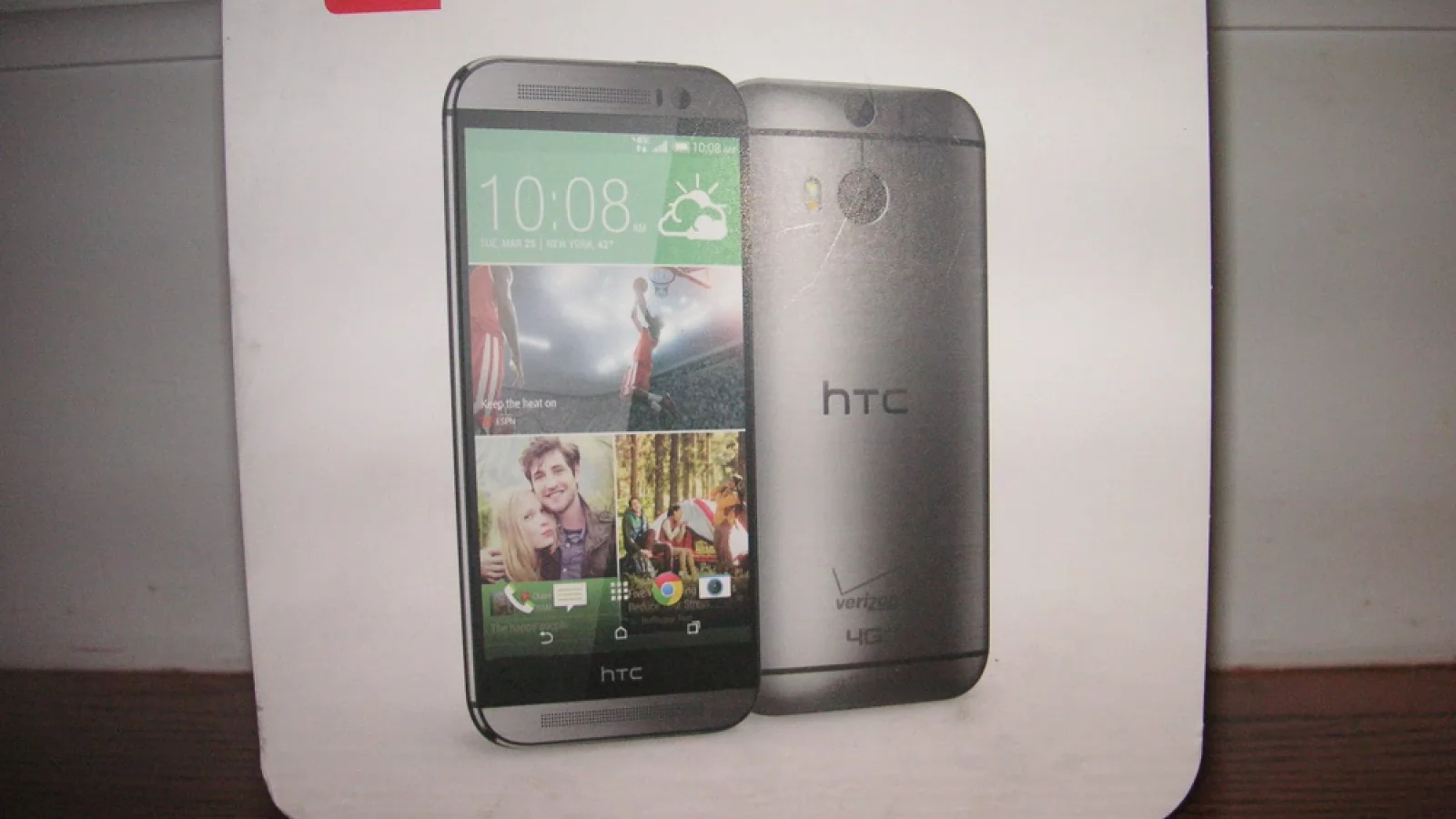 Noul HTC One apare pe eBay, cu un preț de 499.99 dolari, branding Verizon; Avem și poze cu o machetă de nou One!