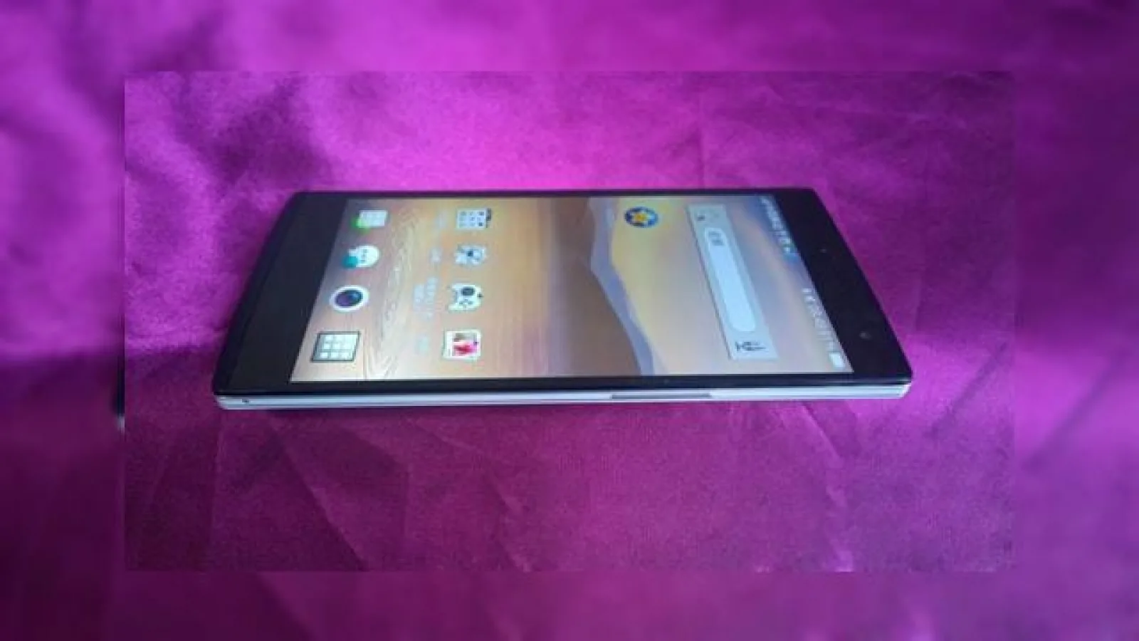 O serie de fotografii live cu Oppo Find 7 Își fac apariția pe web cu doar câteva zile Înainte de lansarea oficială