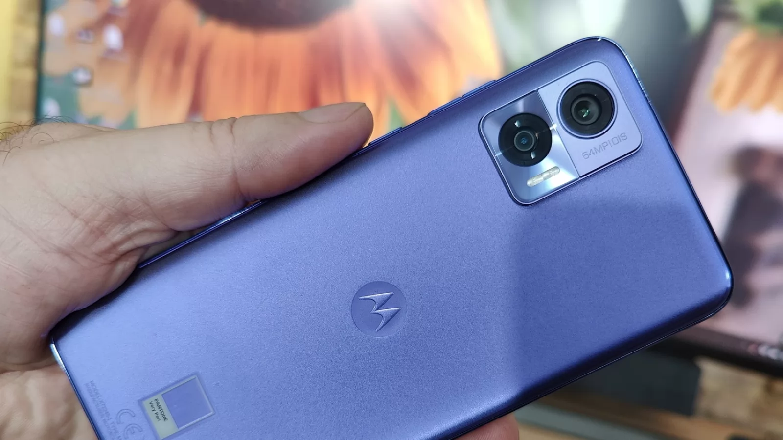 Motorola Edge 30 Neo: Hardware cu surprize la încărcare, camera principală
