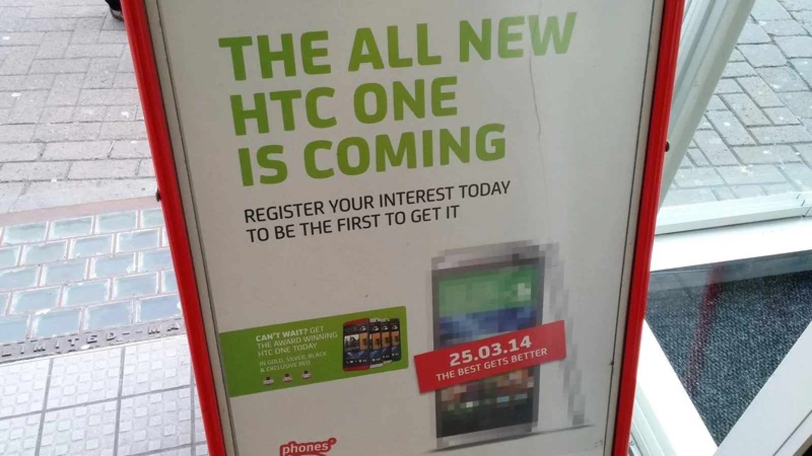 Noul HTC One (M8) Își face apariția Într-o serie de bannere publicitare În UK