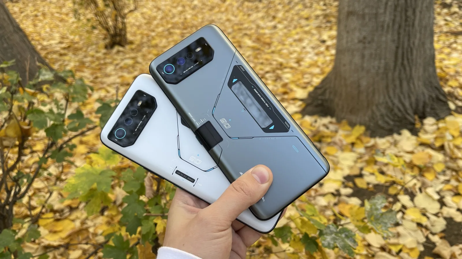 MediaTek Dimensity 9000+ versus Snapdragon 8+ Gen1; ASUS ROG Phone 6D Ultimate dă dureri de cap celor de la Qualcomm!