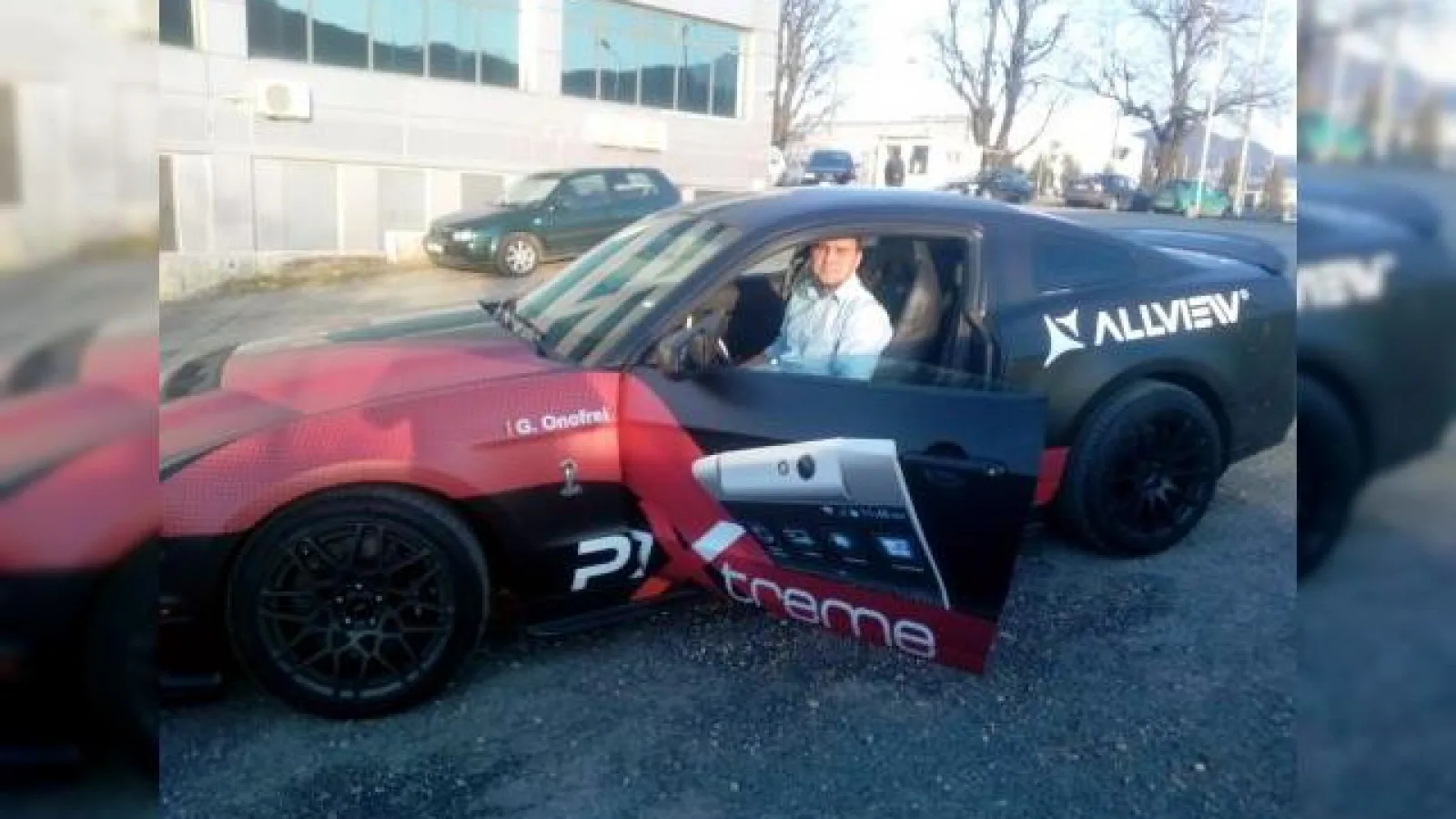 Allview P7 Xtreme scapă pe web Într-o postură inedită; acesta dispune de o cameră foto rotativă