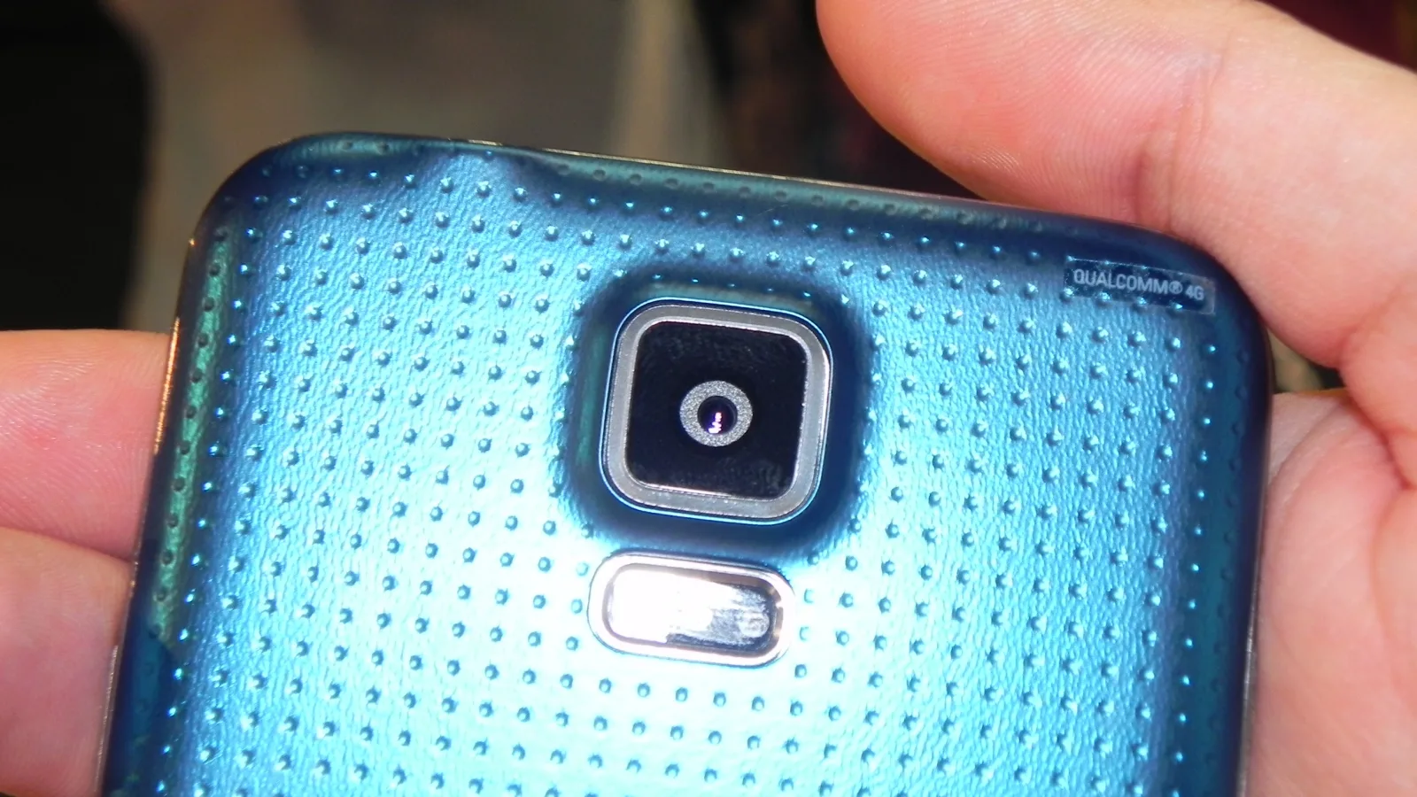 Scrii știri negative despre Galaxy S5? Ești dat În judecată! Se Întâmplă În Coreea!