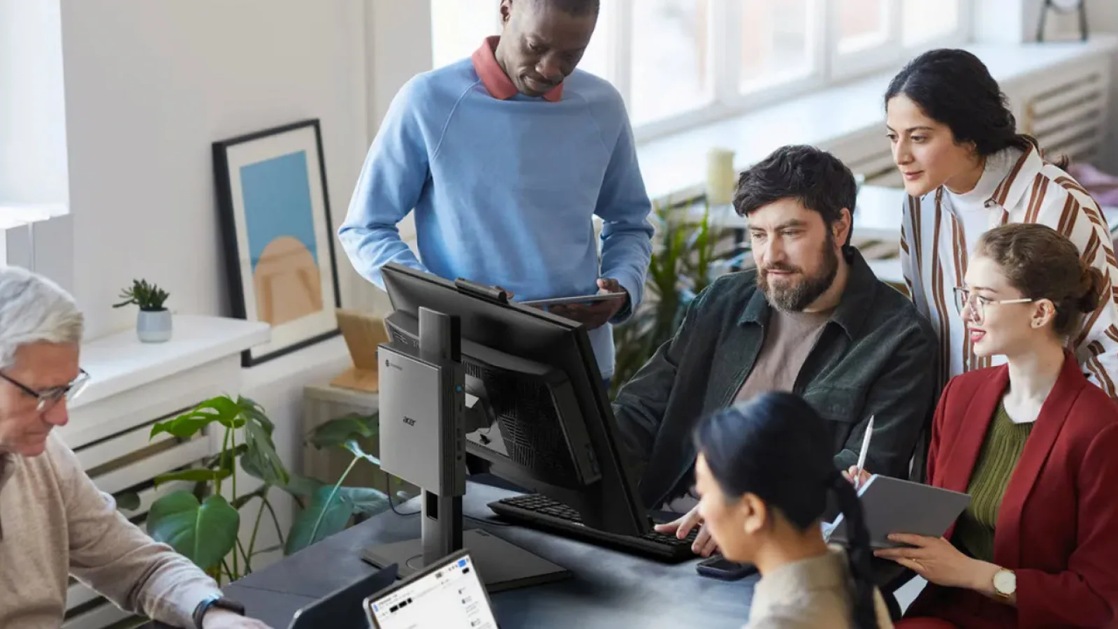 CES 2023: Acer dezvăluie mini PC-ul Chromebox CXI5 cu CPU Intel Gen 12, monitorul Add-In-One 24 inch