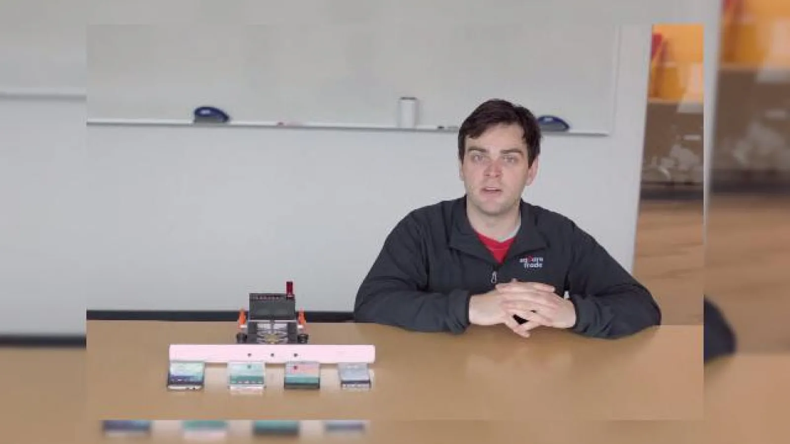 Samsung Galaxy S5 versus iPhone 5s, HTC One M8 și Nexus 5 În teste de anduranța (Video)