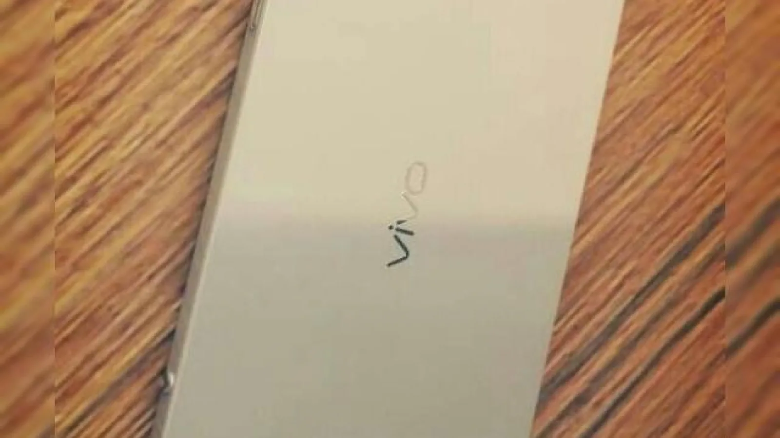 Vivo Xshot prezentat Într-o fotografie hands on, vine cu audio HiFi și o cameră de top