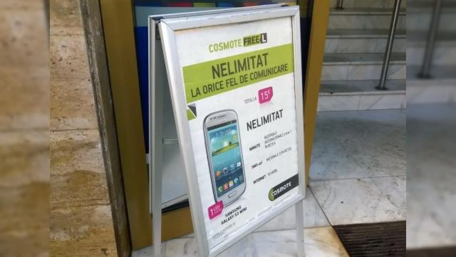 Cosmote România propune un nou abonament cu apeluri și SMS nelimitate plus 2 GB trafic