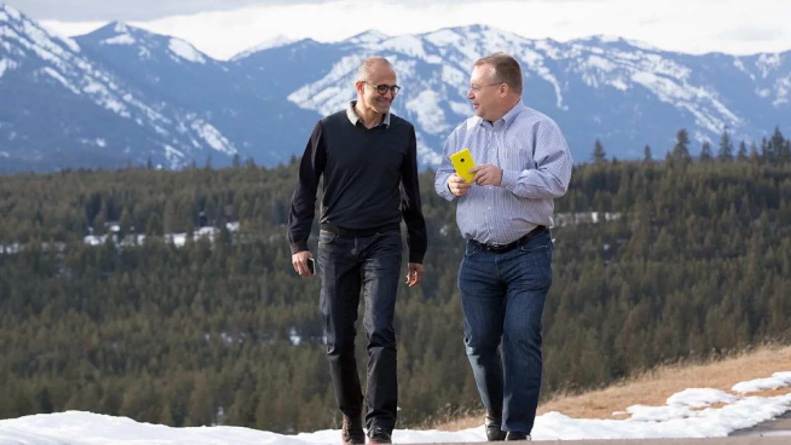 Astăzi s-a Încheiat achiziția Nokia Devices de către Microsoft; Ce Înseamnă tranzacția de 7.2 miliarde de dolari