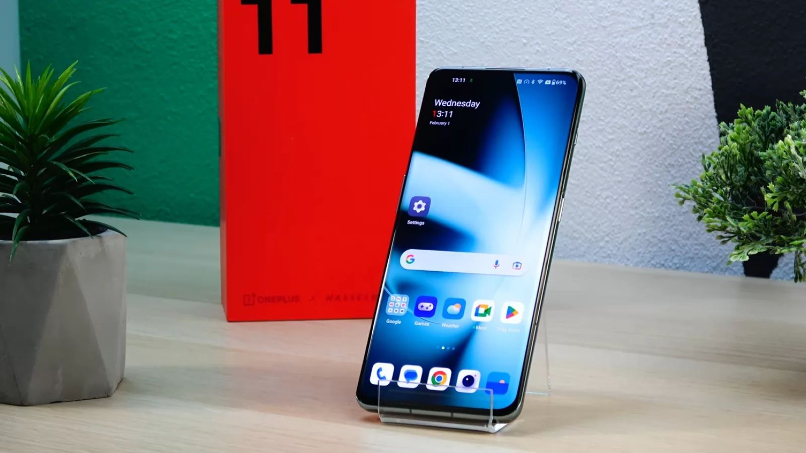 OnePlus 11 5G: Display pregătit pentru o experienţă cinematică desăvârşită
