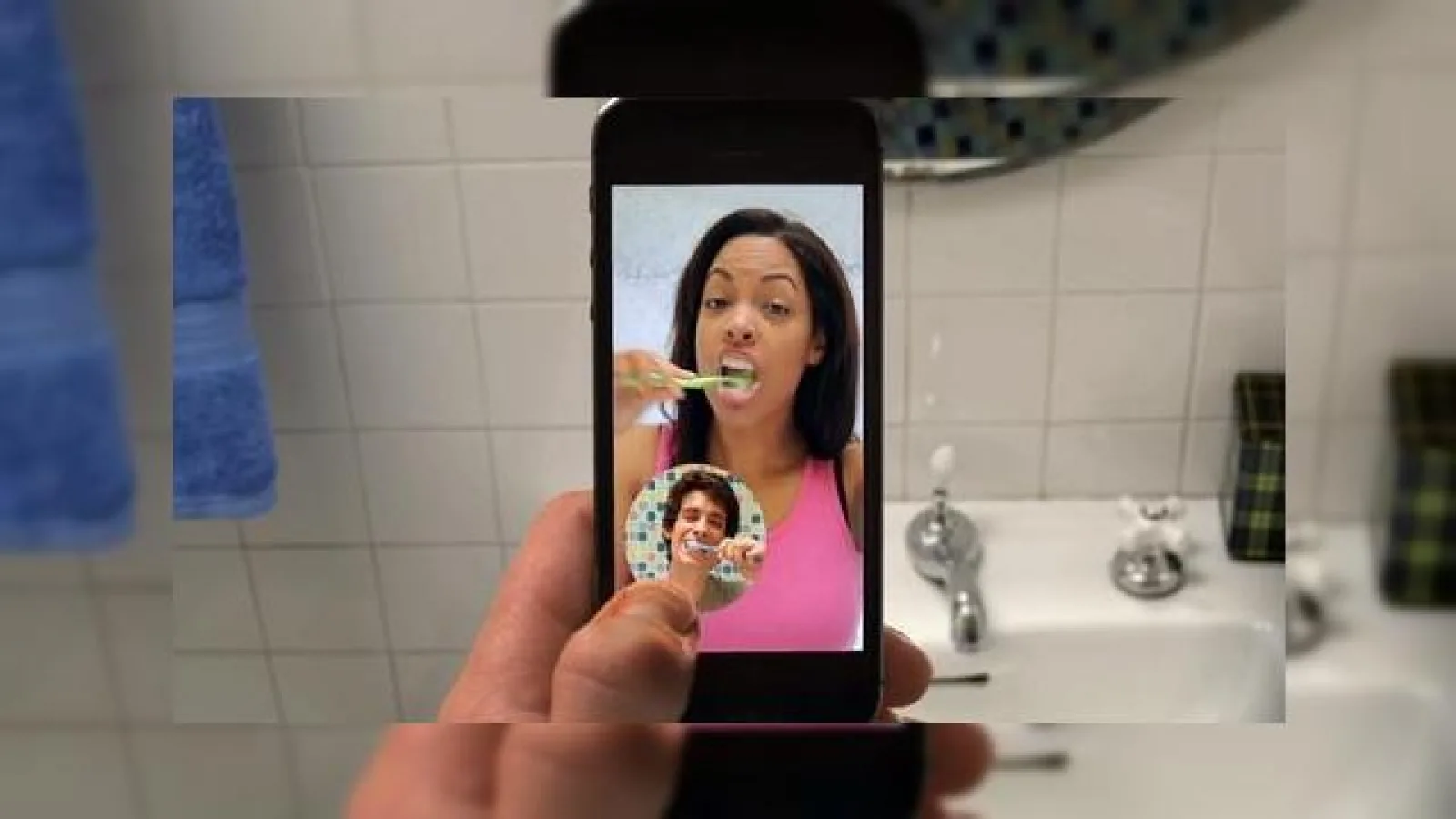 Aplicația Snapchat introduce funcții de trimitere a mesajelor text și de videochat