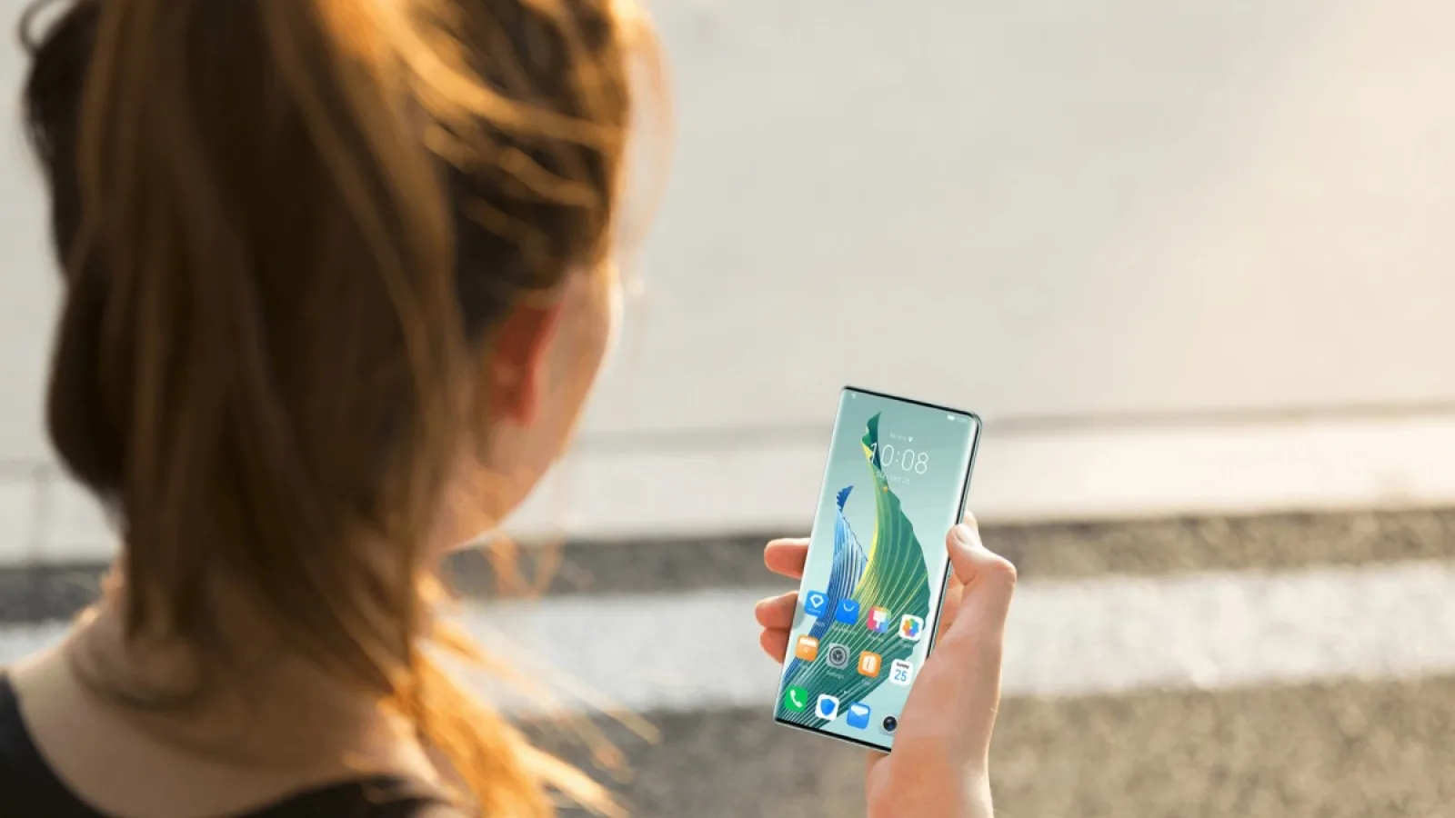 HONOR Magic5 Lite are cea mai performantă baterie din lume conform DxOMArk