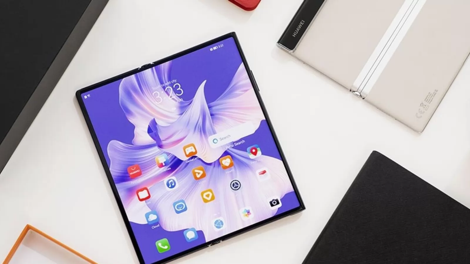 Huawei Mate X3 va fi un telefon pliabil cu cameră periscop; Iată ce alte dotări am mai aflat