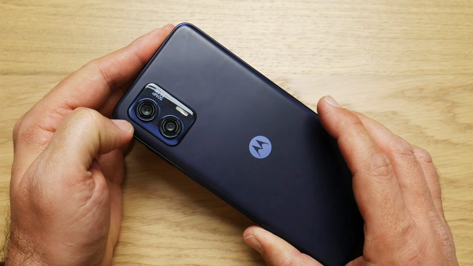 Motorola Moto G73 5G - Review detaliat în limba română (Evaluare Mobilissimo)