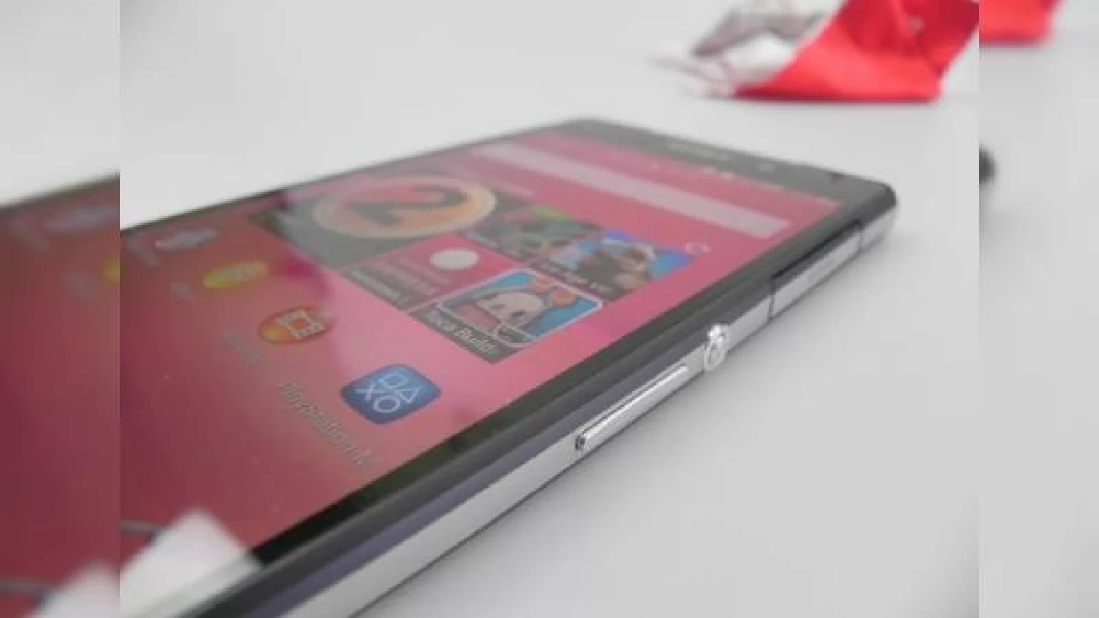 Sony Xperia Z2 Review: upgrade semnificativ față de Xperia Z1, cea mai bună cameră din 2014 și În sfârșit difuzoare stereo! (Video)