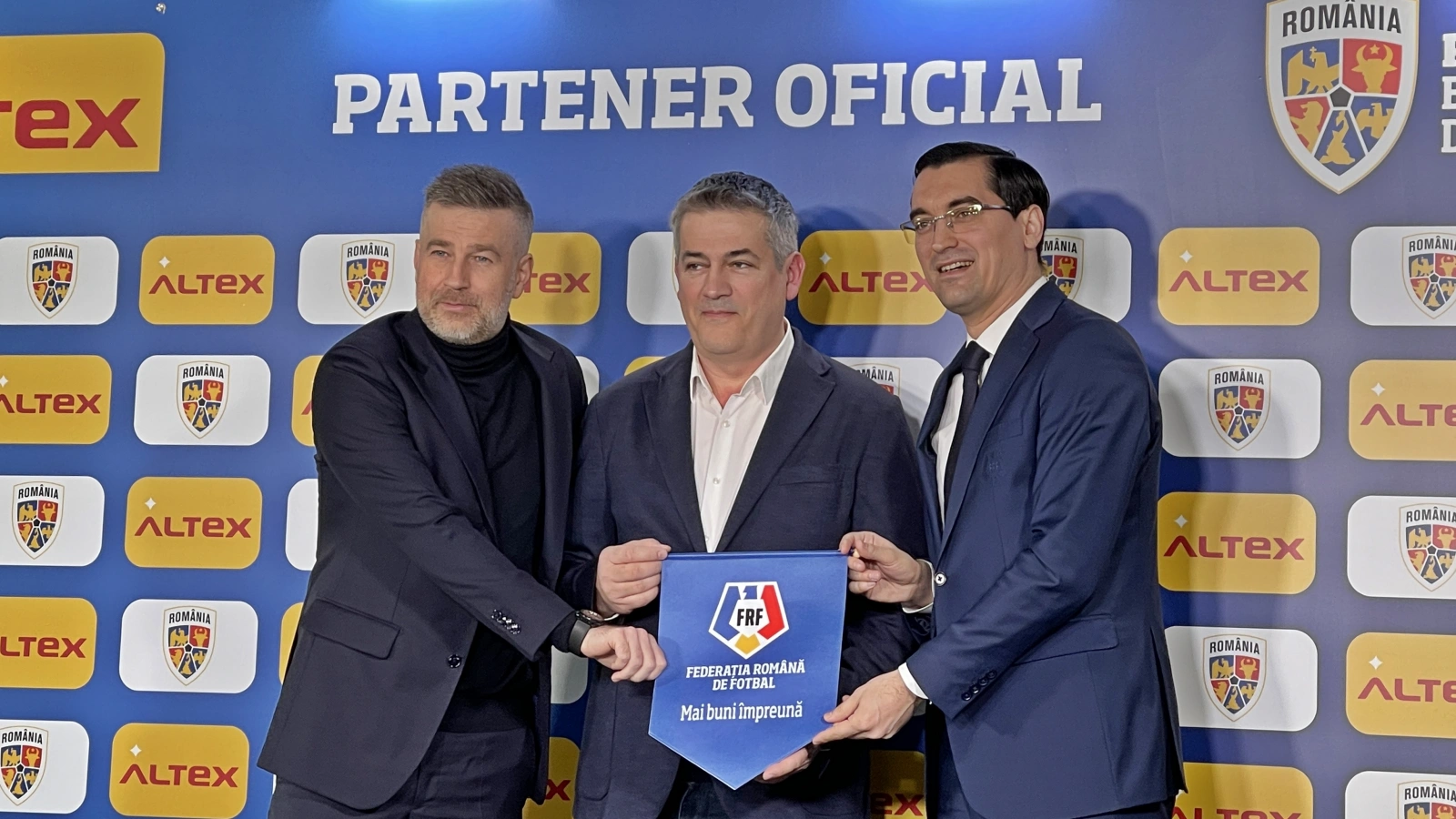 ALTEX devine partener al Federației Române de Fotbal și va susține echipele naționale de fotbal ale României; Își extinde gama de articole sportive