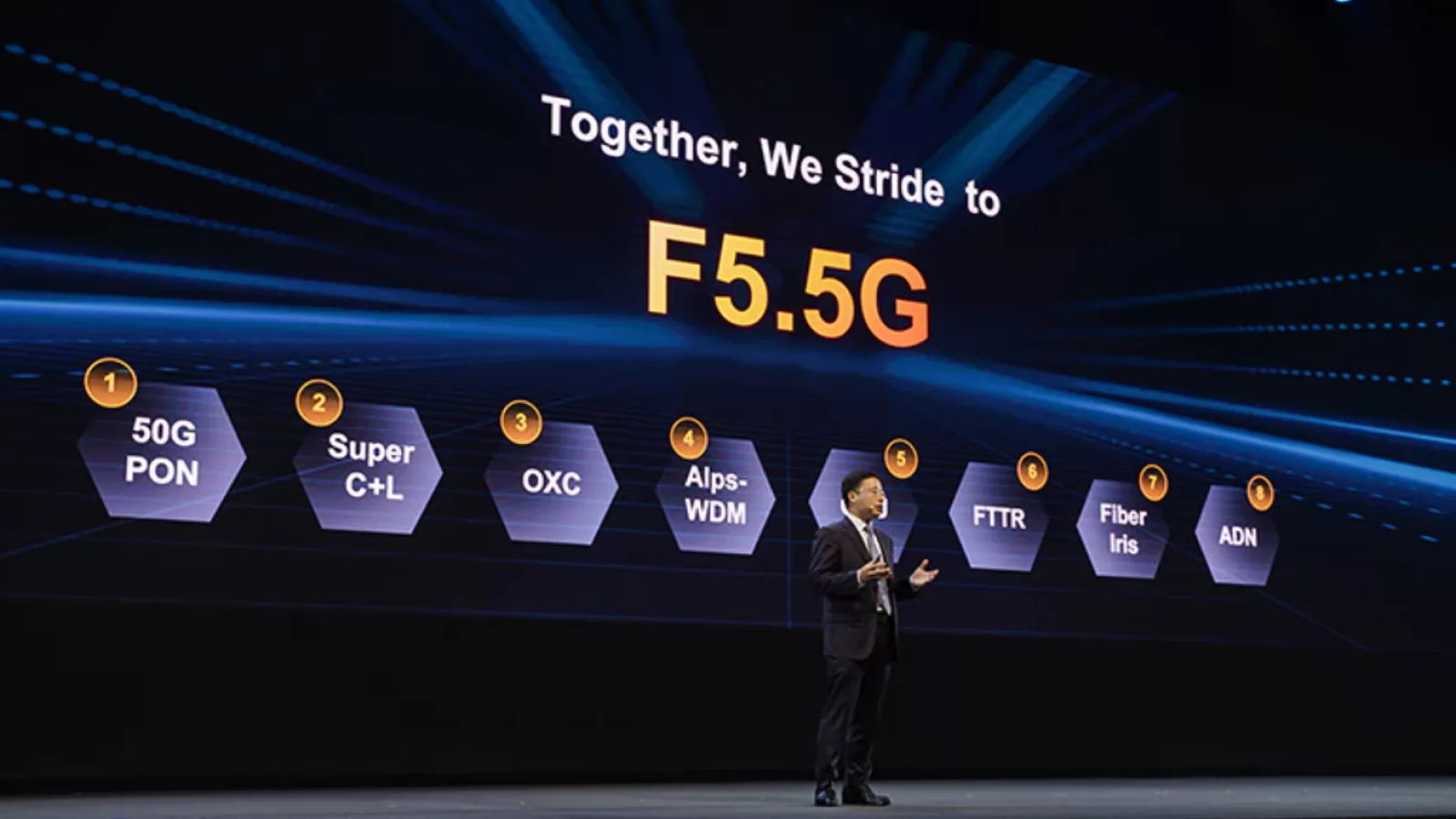 Huawei vrea să aducă suport pentru conectivitate de 10 Gbps oriunde cu tehnologie F5.5G