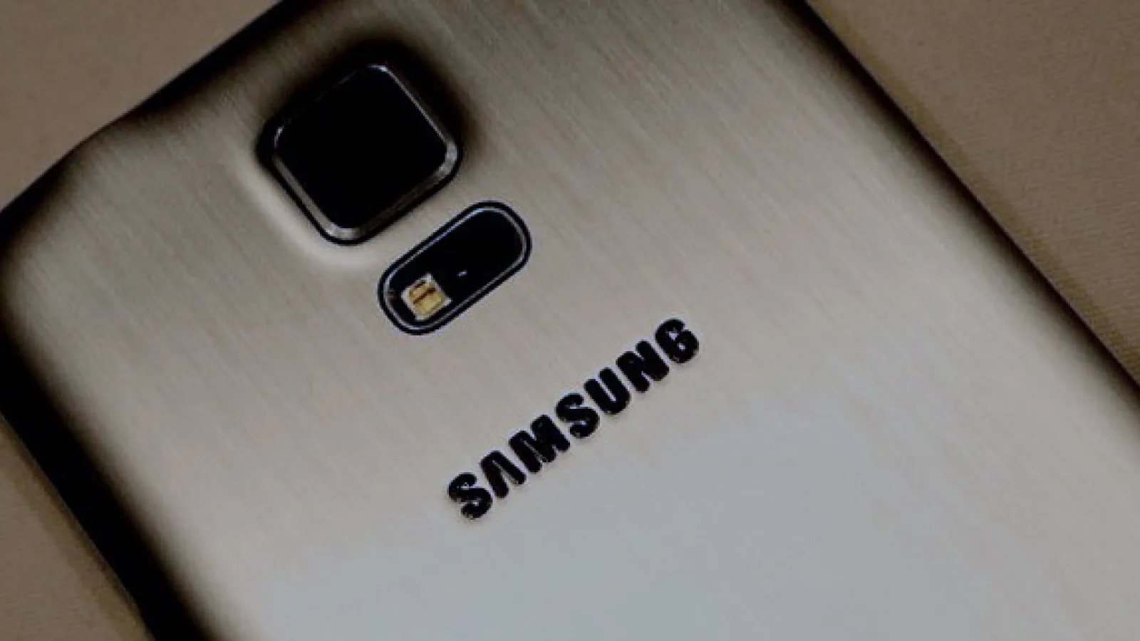 Samsung Galaxy S5 Prime ar putea fi lansat la mijlocul lunii iunie, conform unor surse coreene