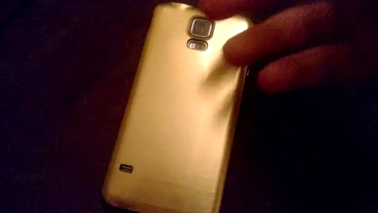 Samsung Galaxy S5 Prime (SM-G906A) apare Într-un al doilea video În care rulează Android 4.4.3 KitKat
