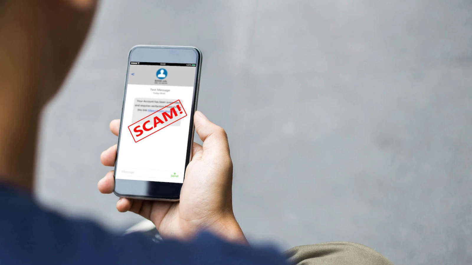 Operatorii forţaţi de FCC să blocheze SMS-urile frauduloase; Pe când şi la noi, la ANCOM?