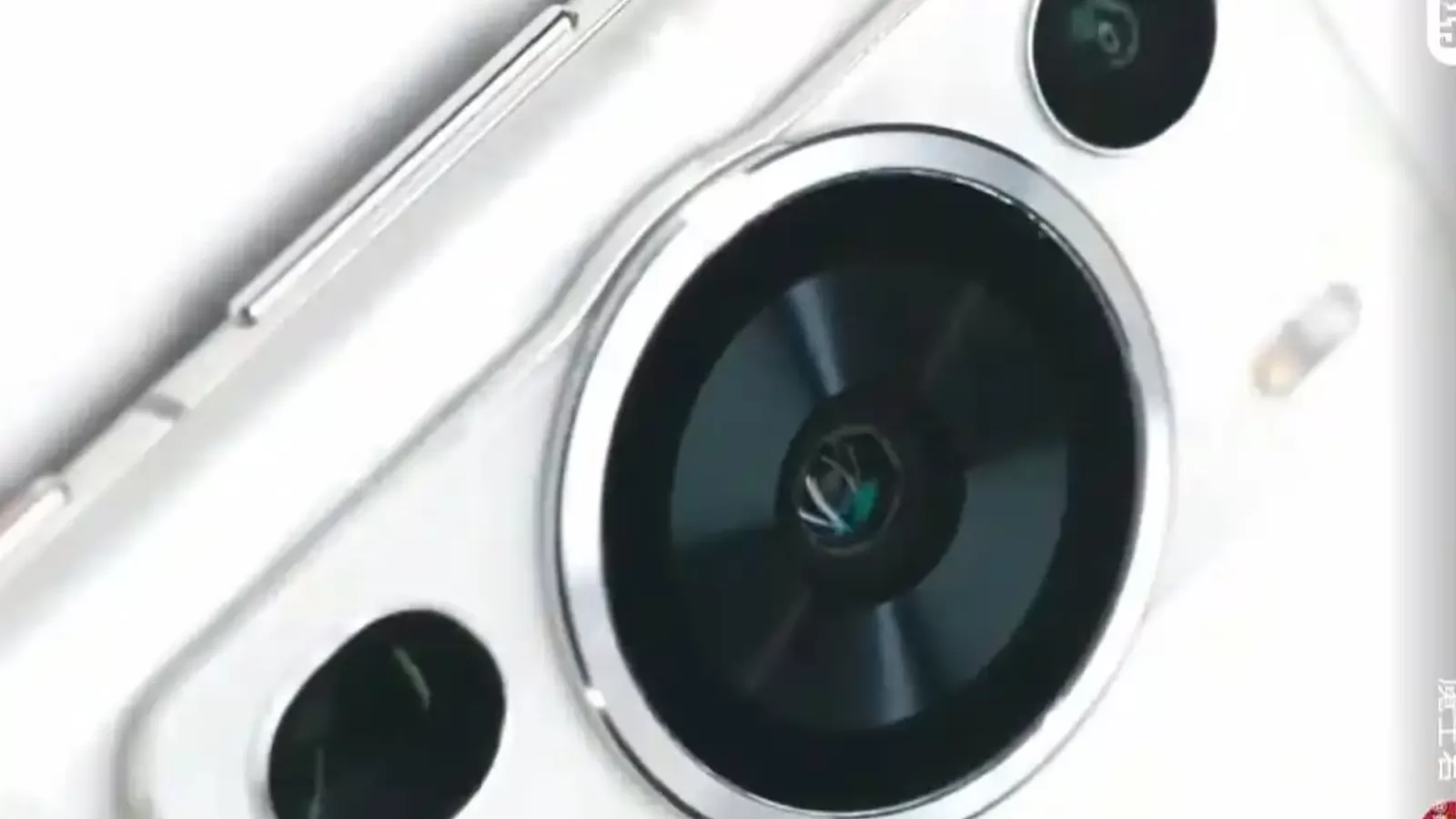 Huawei P60 Pro a primit deja un unboxing video; Textura spatelui surprinde
