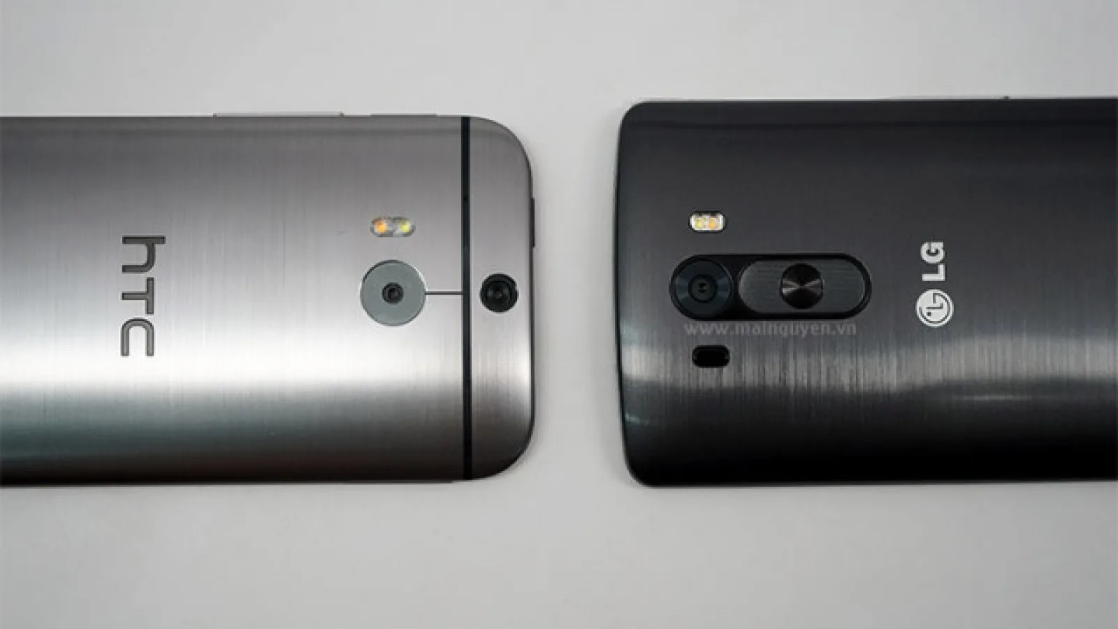 LG G3 comparat cu HTC One M8 Într-o nouă fotografie