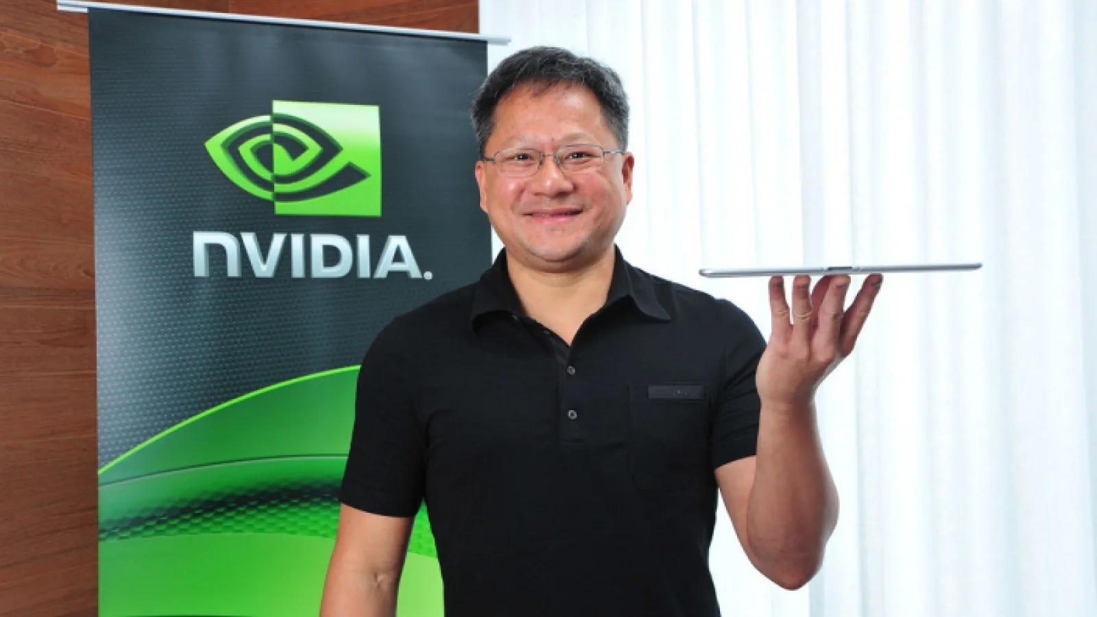 CEO-ul Nvidia vede o implicare a companiei În segmentul auto și o axare pe gaming, se Îndepărtează de telefoane și tablete