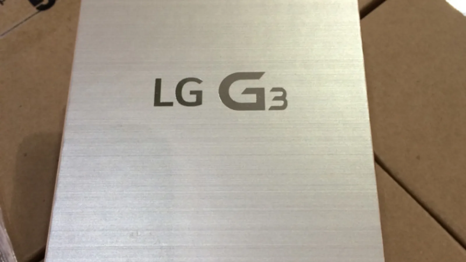 Noi informații despre funcțiile speciale ale lui LG G3: aplicație de sănătate, autofocus laser si noi imagini cu ambalajul telefonului
