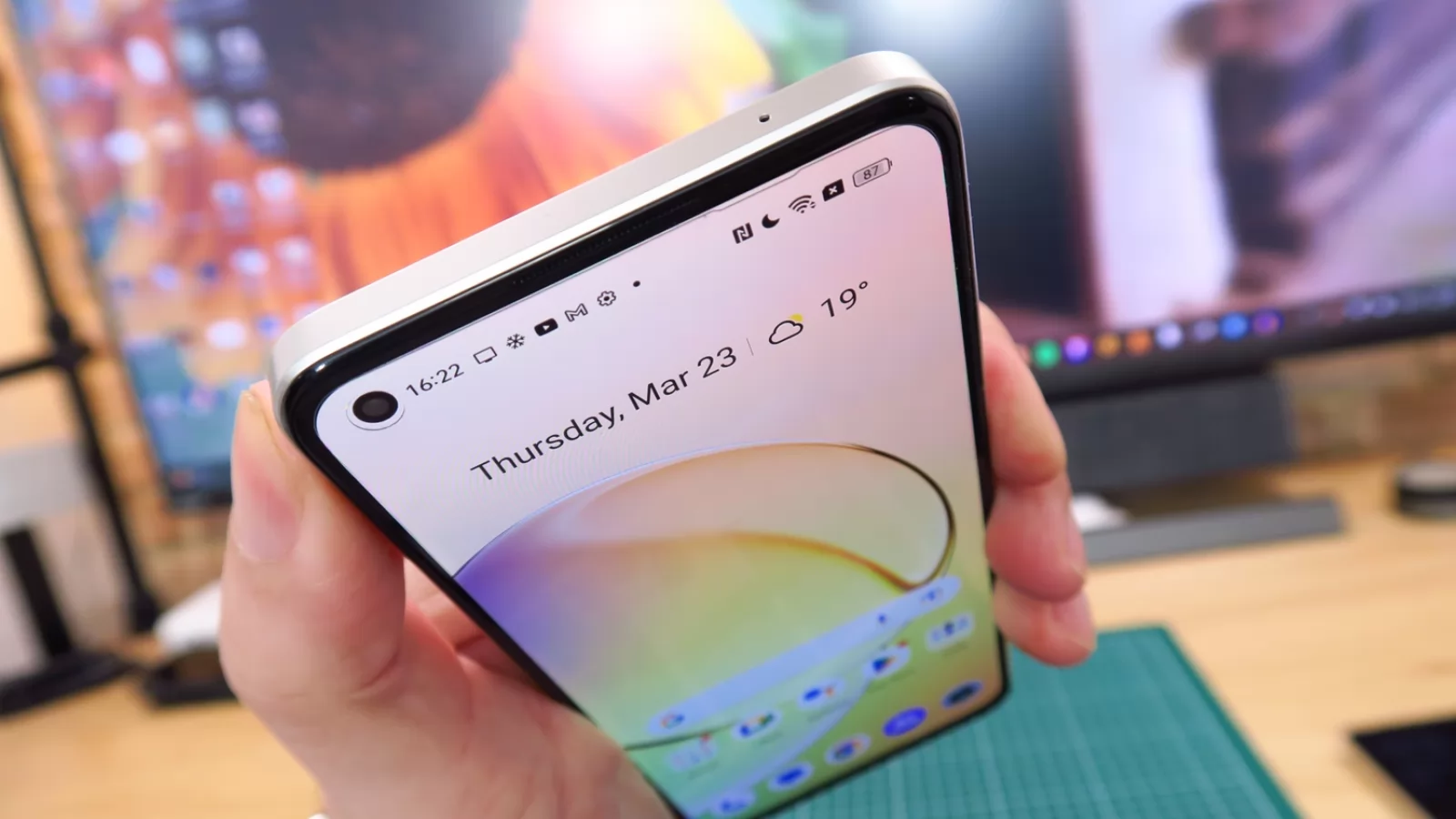 realme 10 4G: Conectivitate de midrange 4G tipic
