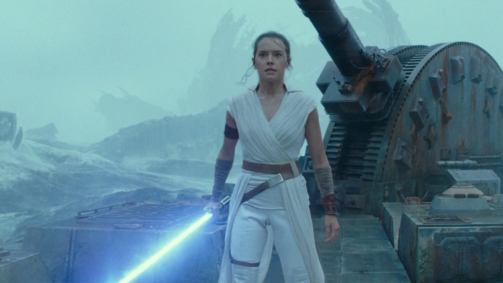 Disney anunţă 3 noi filme din universul Star Wars, iar Rey Skywalker revine