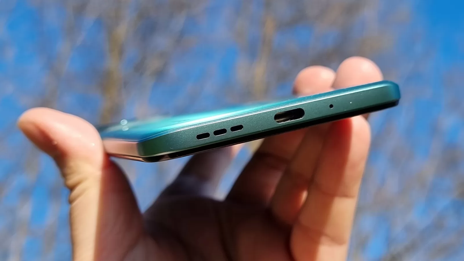 Redmi Note 12 5G: Conectivitate pregătită pentru streaming și gaming on-the-go