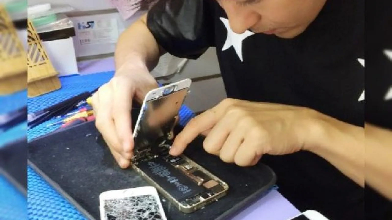 Phablet-ul Apple iPhone 6 Își face apariția Într-o nouă serie de fotografii