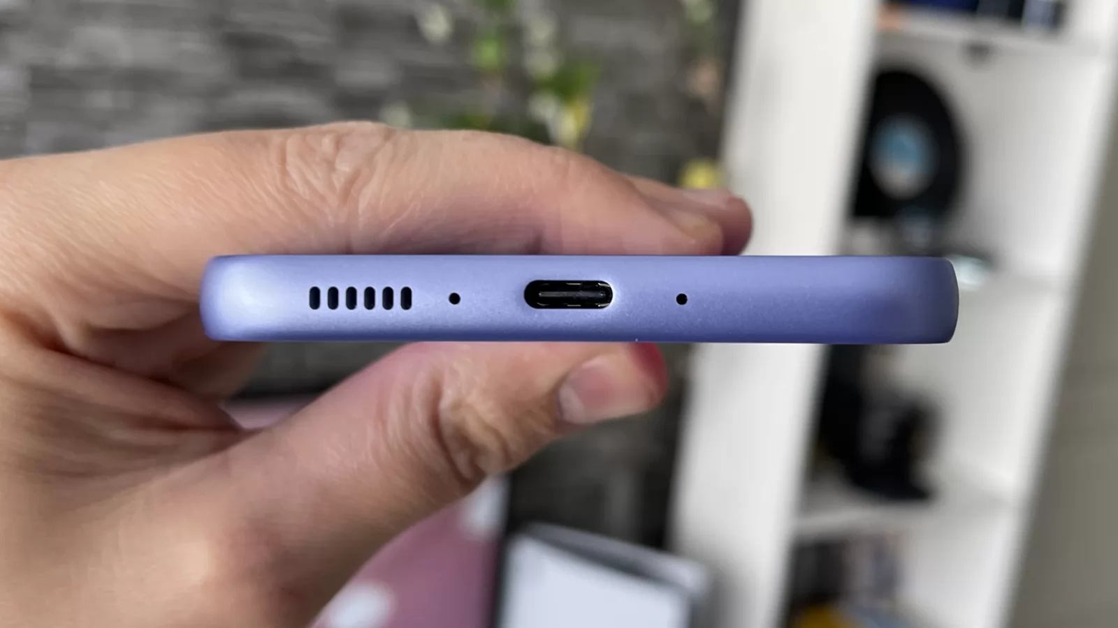 Samsung Galaxy A34 5G: Baterie de 5000 mAh, perfectă pentru binging, dar și muncă