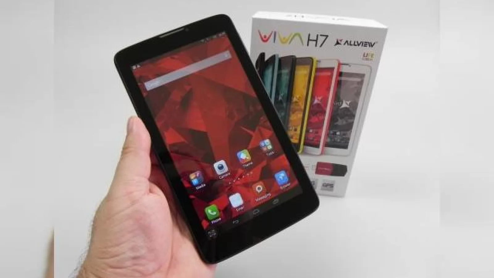 Allview Viva H7 Life Unboxing + concurs: tabletă de 7 inch cu apelare, conexiune 3G și o nouă interfață (Video)