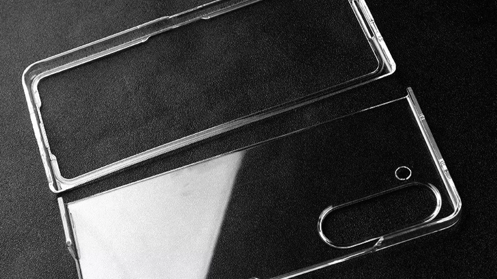Fără schimbări majore la capitolul design pentru pliabilul Samsung Galaxy Z Fold5; Vedem o husă fotografiată