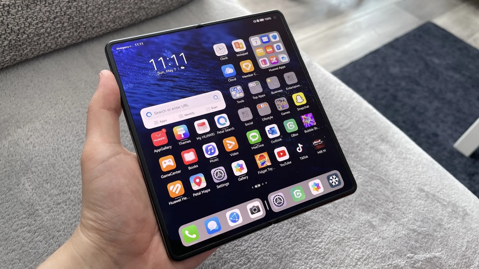 Huawei Mate X3: Baterie mai degrabă pentru filme decât muncă
