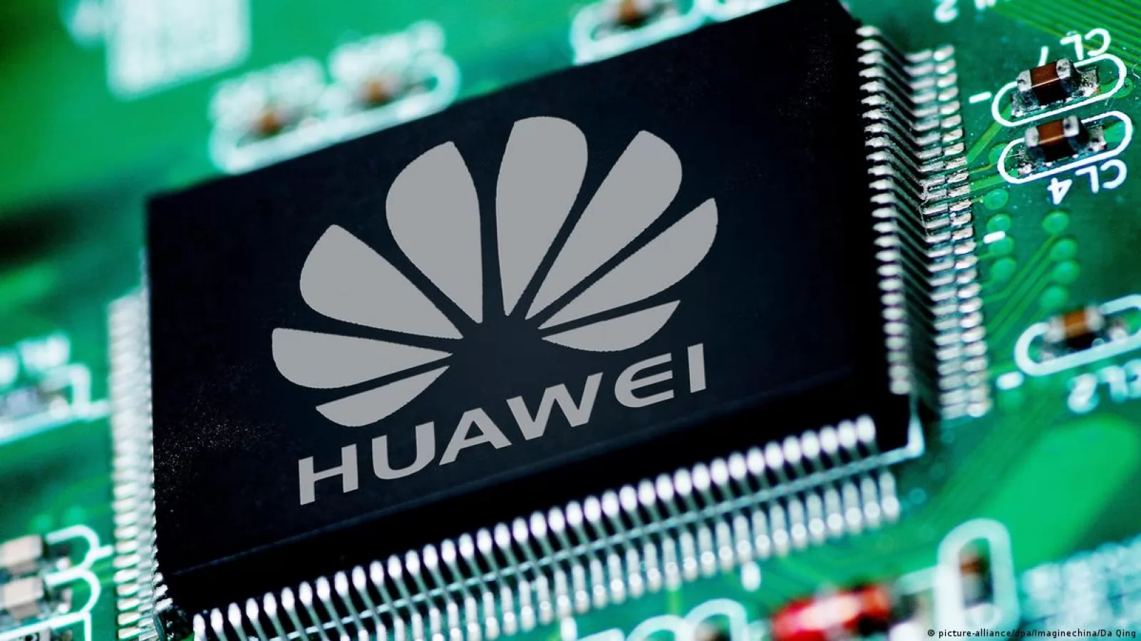Huawei reuşeşte să producă cipseturi de 14 nanometri, iar firme din China ajung la nivel de 7 nm şi 5 nm
