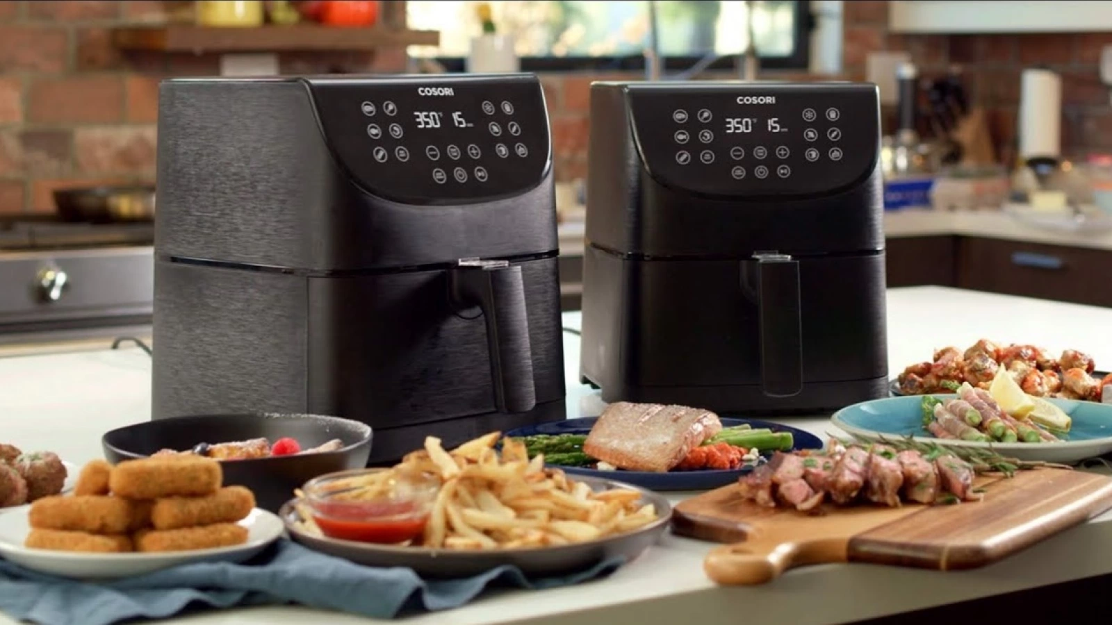 E LUNI e AMAZON: Azi vă recomandăm Air Fryer-ul COSORI ‎CP158-AF, generos, cu 11 programe, pentru mese sănătoase pentru întreaga familie