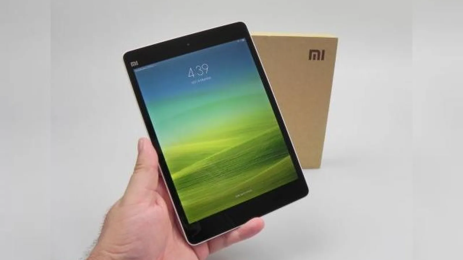 Xiaomi Mi Pad unboxing: prezență unică În România, scoatem din cutie tableta cu Tegra K1 și MIUI la bord (Video)