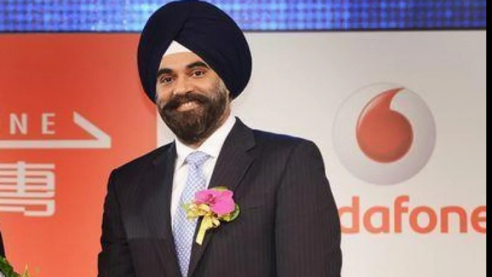 CEO-ul Vodafone, Ravinder Takkar, oferă declarații legate de posibila achiziție RCS&RDS