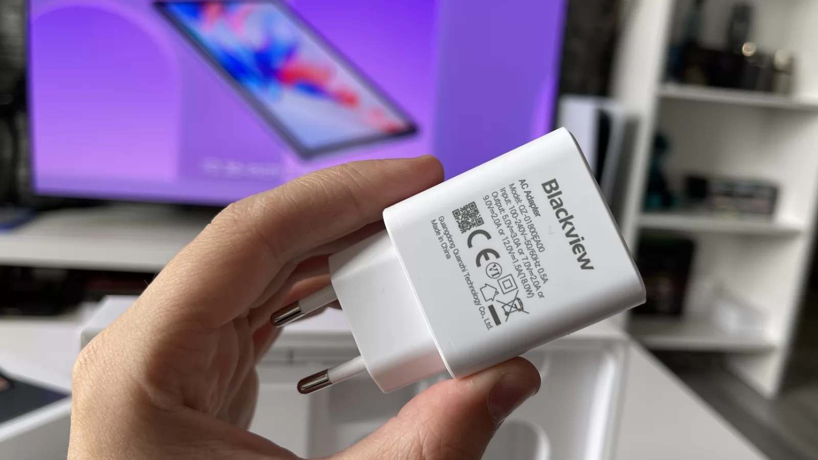Blackview Tab 11 WiFi: Baterie pentru filme și seriale, cu ore multe de playback video