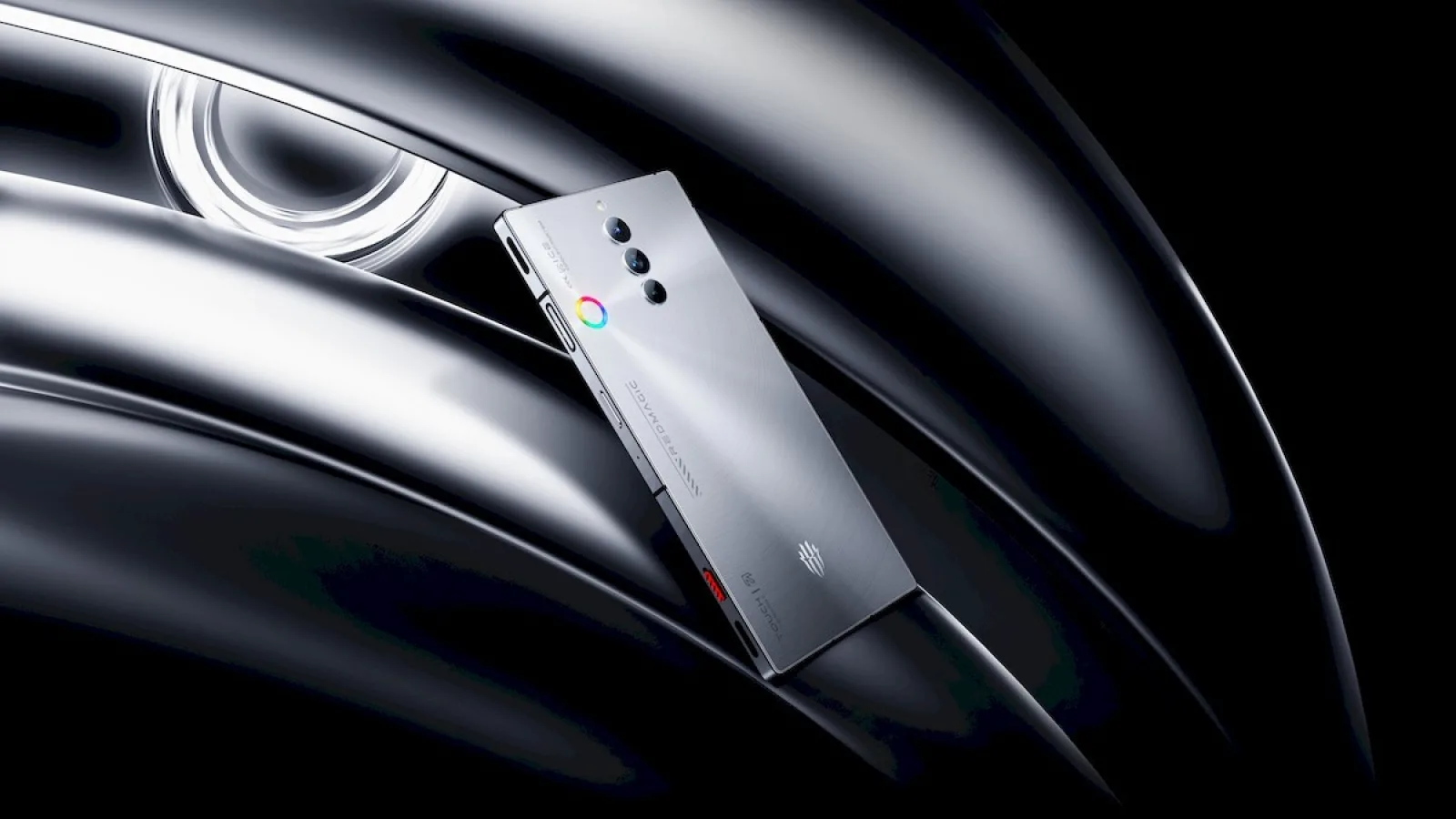 Red Magic 8S Pro e acum disponibil în Europa; Cât costă telefonul de gaming cu procesor Snapdragon 8+ Gen 2