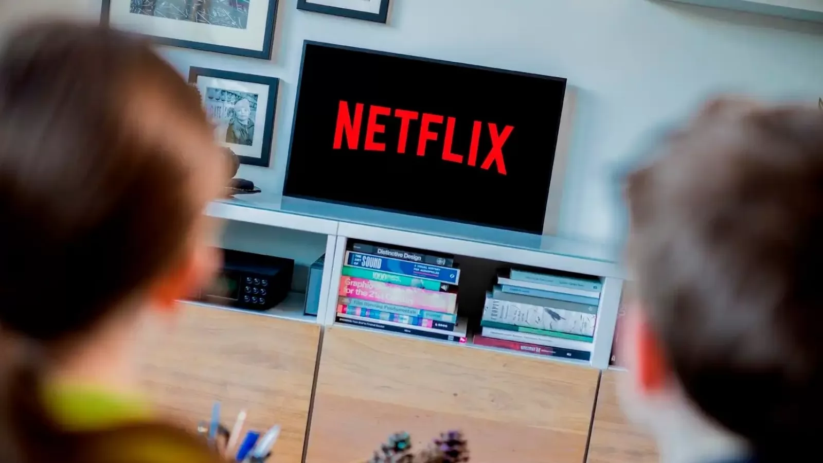 Cum o mai duce Netflix? Raportează aproape 6 milioane de abonați noi și renunță la planul individual fără reclame pentru maximizarea profitului