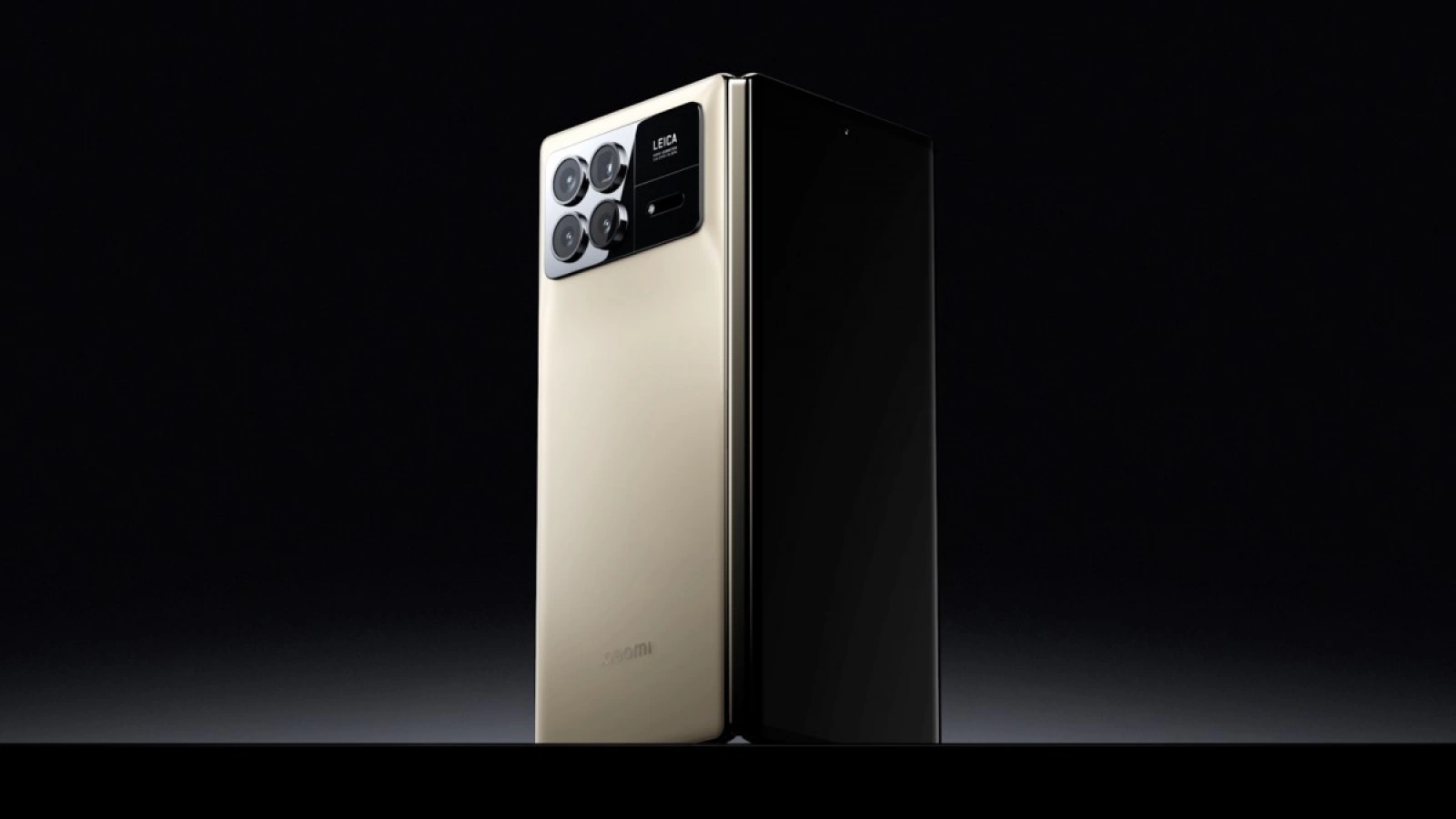 Xiaomi Mix Fold 3 s-a lansat: camera periscop, Snapdragon 8 Gen 2, balama nouă