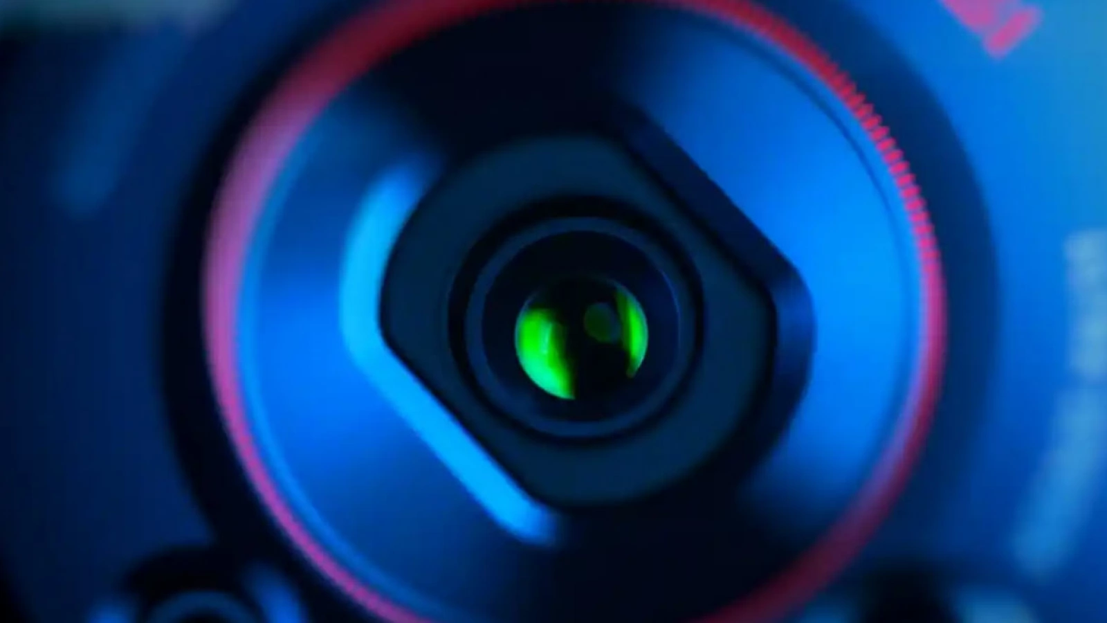Anul 2024 ne va aduce telefoane cu zoom 200X, ba chiar 300X