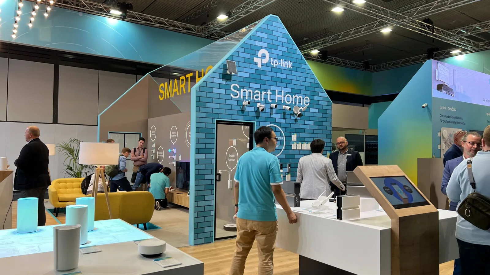 TP-Link a adus la IFA 2023 dispozitive Wi-Fi 7 şi produse smart home, aspirator, produse Matter, Tapo