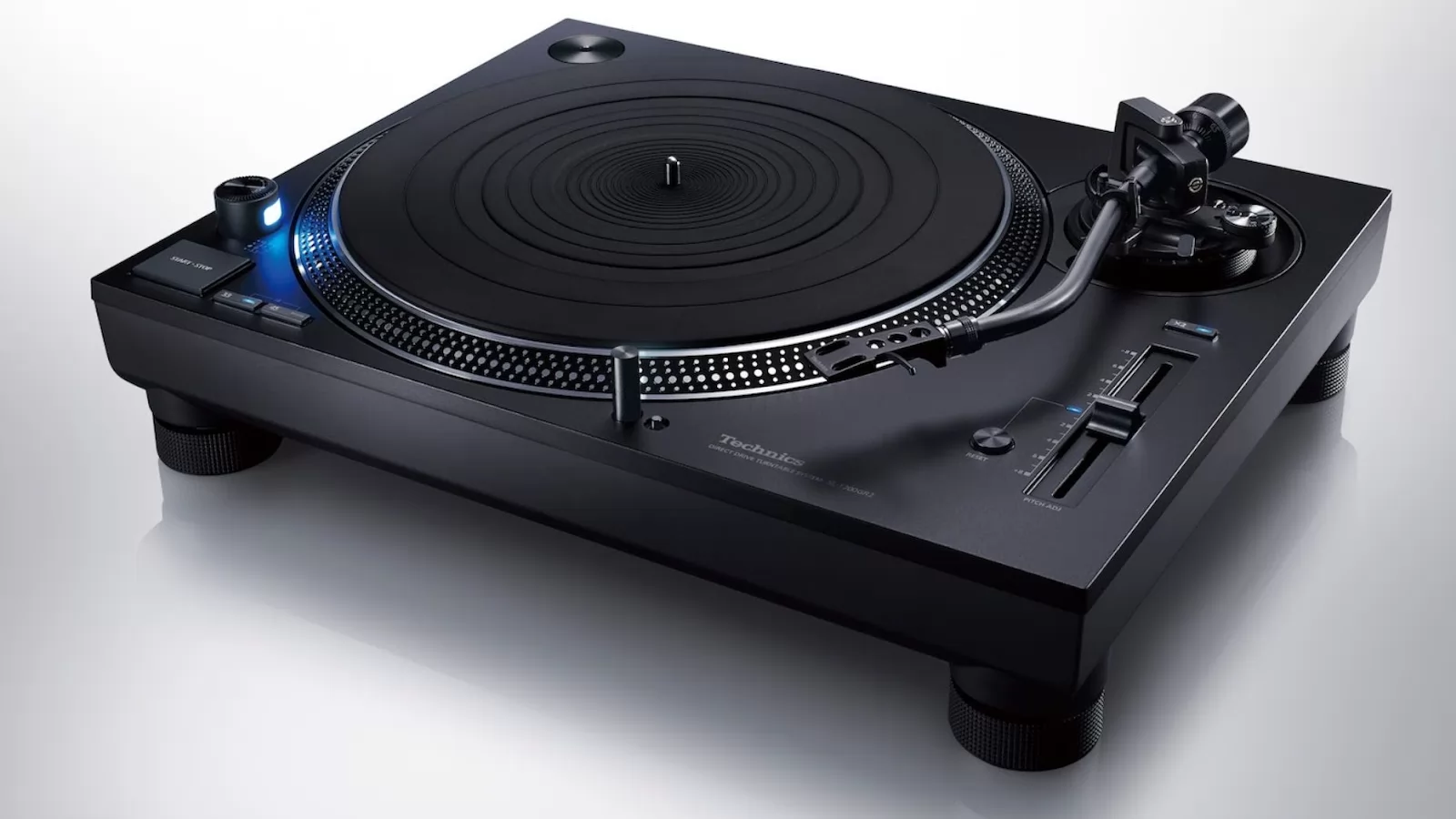Pasionaţi de pickupuri? Technics tocmai a lansat o nouă versiune GR2 a legendarului SL-1200/1210GR