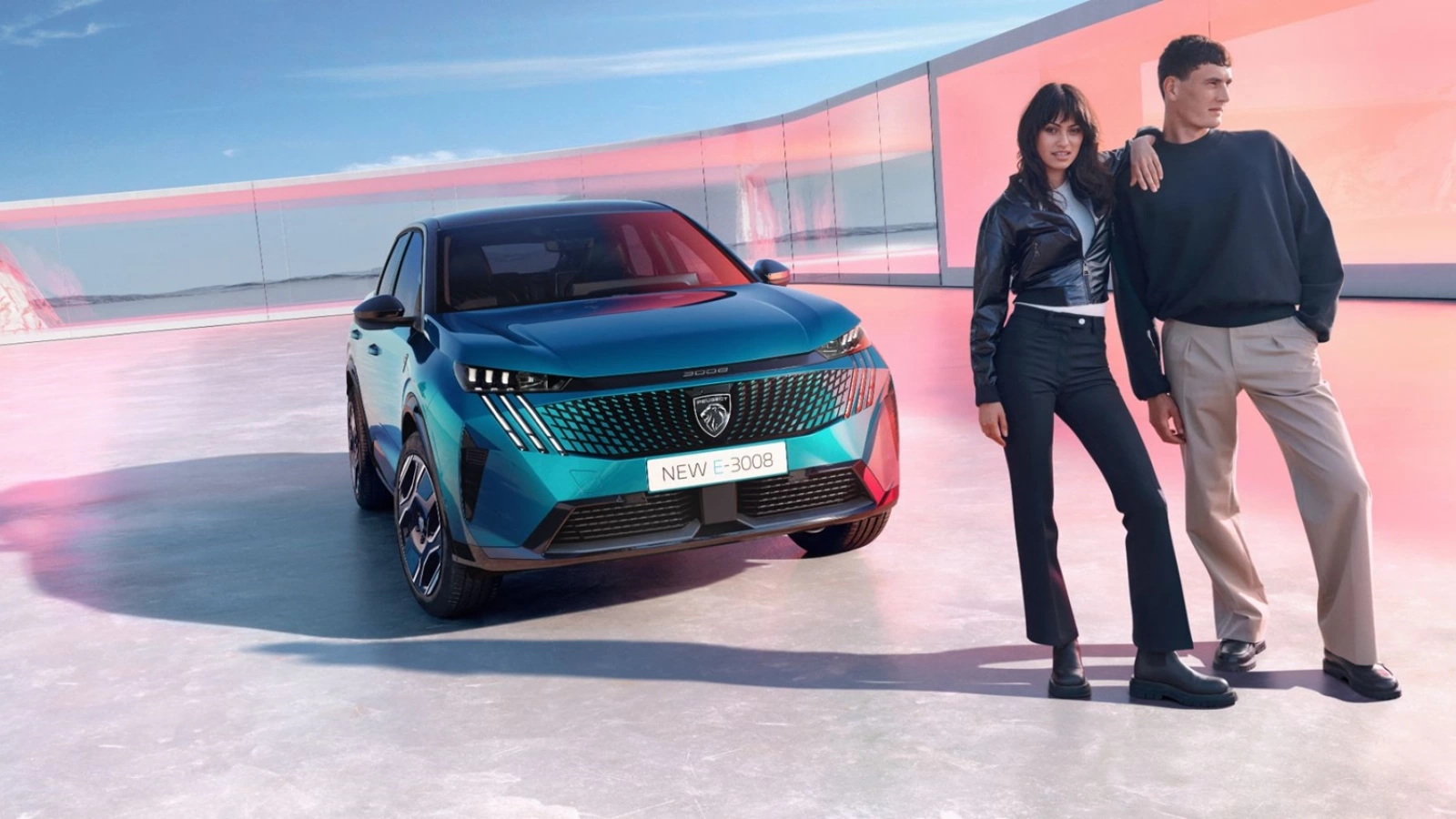 Peugeot E-3008 a fost prezentat! Noul SUV electric aduce un design regândit și oferă o autonomie de până la 700 de kilometri